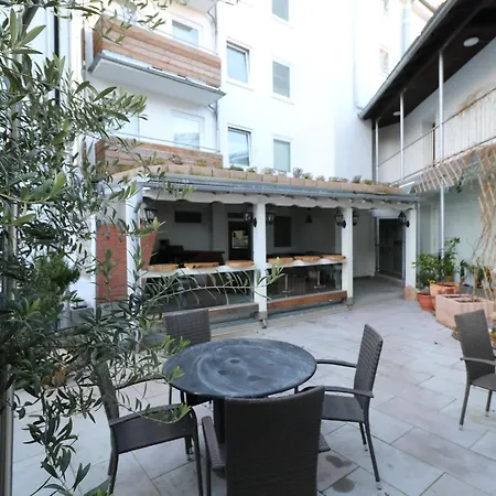 In With Terrace Essen